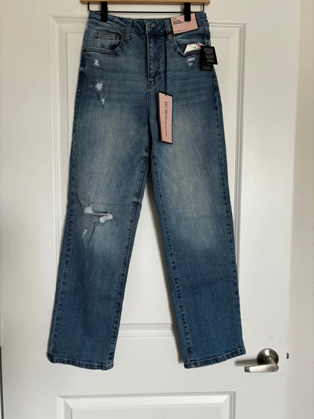 BCBGeneration Skater Straight Jeans in Light Blue Wash - Picture 6 of 8